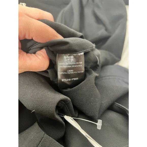 Adelyn Rae Wide-Leg Sleeveless‎ Keyhole Jumpsuit Small Black - Picture 11 of 11